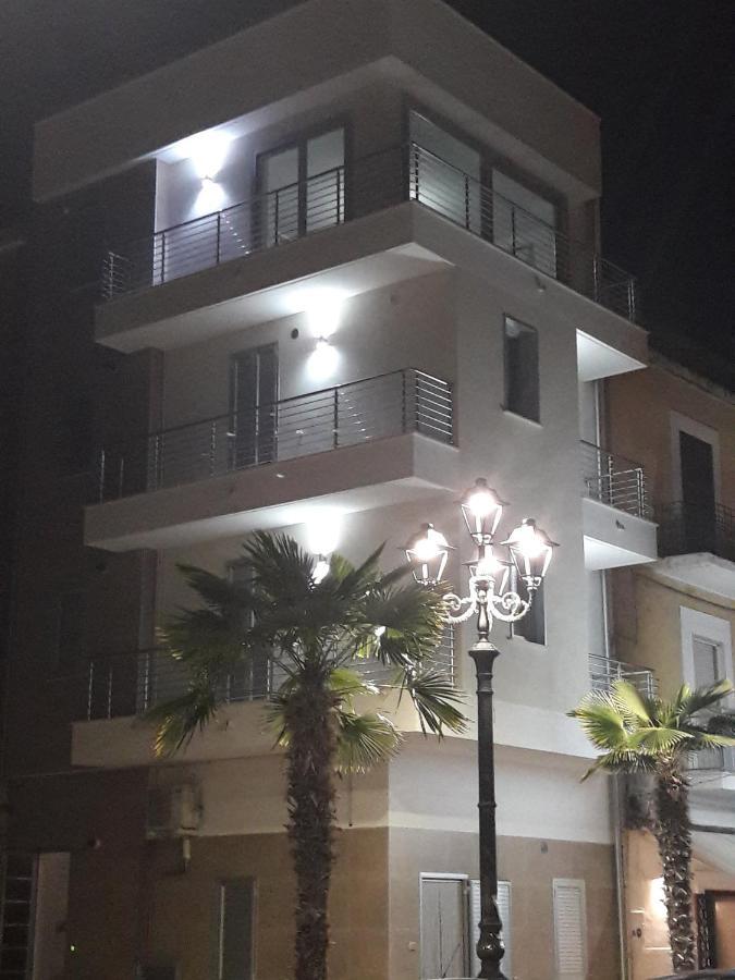 Domar Apartment มาร์เกริตา ดิ ซาวอยา ภายนอก รูปภาพ