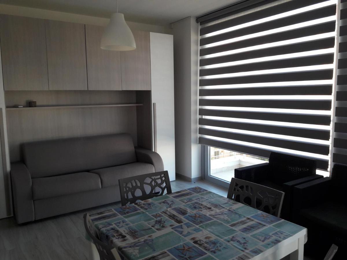 Domar Apartment มาร์เกริตา ดิ ซาวอยา ภายนอก รูปภาพ
